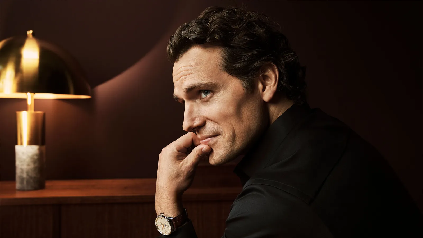 Tài tử Henry Cavill trở thành "Đại sứ thanh lịch" của Longines - WOWWEEKEND